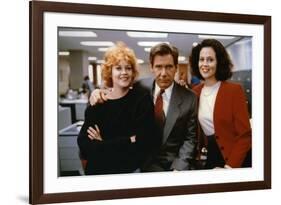 Working Girl by MikeNichols with Harrison Ford Melanie Griffith and Sigourney Weaver, 1988 (photo)-null-Framed Photo