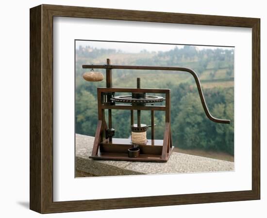 Working Model of an Olive Press from One of Leonardo's Drawings-Leonardo da Vinci-Framed Giclee Print