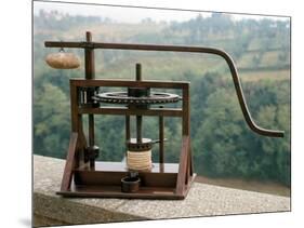 Working Model of an Olive Press from One of Leonardo's Drawings-Leonardo da Vinci-Mounted Giclee Print