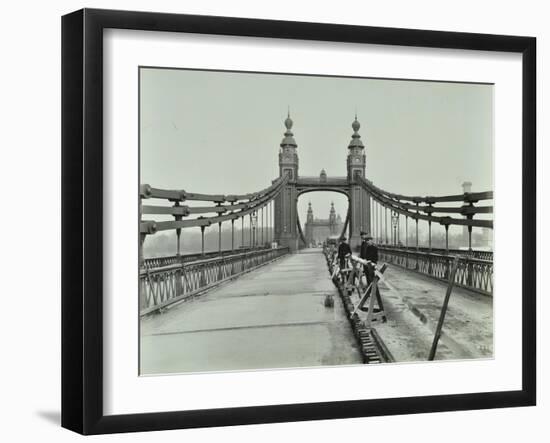 Workmen on Old Chelsea Bridge, London, 1921-null-Framed Premium Photographic Print