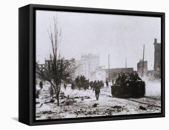 World War II (1939-1945). Battle of Stalingrad. Artillery into the City of Stalingrad. Ussr-null-Framed Stretched Canvas