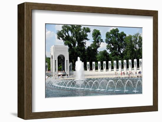 World War II Memorial 2-wyuey-Framed Photographic Print