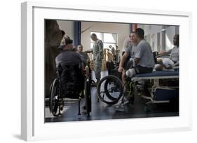 Wounded Soldiers in Physical Therapy at Fort Sam Houston Texas, Nov. 17, 2008-null-Framed Photo