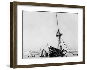 Wreck of the Maine, Havana-null-Framed Photo