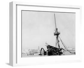 Wreck of the Maine, Havana-null-Framed Photo