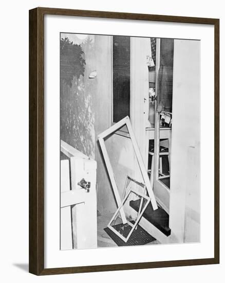 Wrong Door Joe Dimaggio Broke-null-Framed Photographic Print