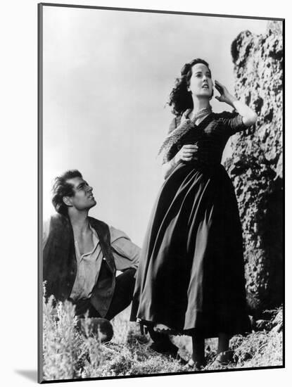 Wuthering Heights, Laurence Olivier, Merle Oberon, 1939-null-Mounted Photo