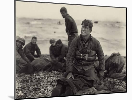 WW2 American Soldiers on Omaha Beach Recovering the Dead after the D-Day, 1944-null-Mounted Photo