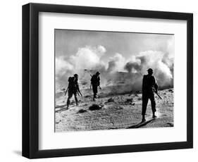 WW2 British Soldiers on Libyan Frontier 1941 Advancing Through a Smoke Screen-null-Framed Photographic Print