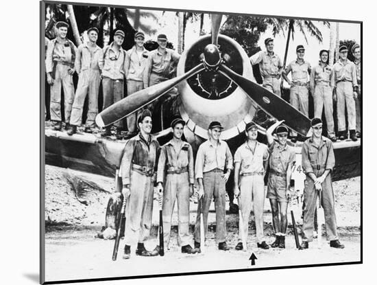 WWII Boyington and Black Sheep Crew 1944-null-Mounted Photographic Print