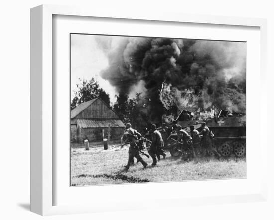 WWII German Army Russian Front-null-Framed Premium Photographic Print