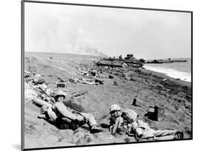 WWII Iwo Jima U.S. Invasion-Joe Rosenthal-Mounted Photographic Print