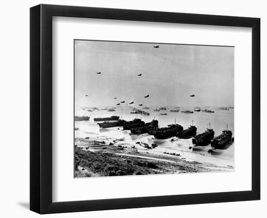 WWII Normandy Invasion Omaha-null-Framed Photographic Print