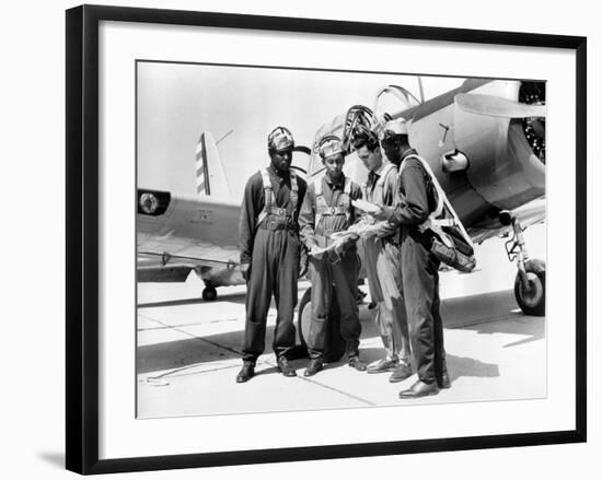 WWII U.S. Tuskegee Airmen-null-Framed Photographic Print