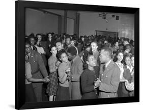 WWII USO New York Dance Party-Robert Kradin-Framed Photographic Print