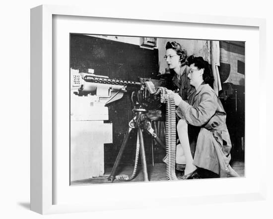 WWII Women-null-Framed Premium Photographic Print