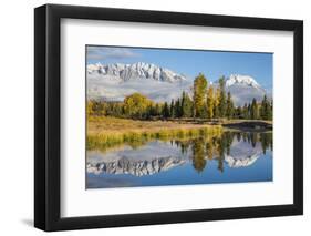 Wyoming. Grand Teton NP, Schwabacher Landing, Mt. Moran and the Teton mountains-Elizabeth Boehm-Framed Photographic Print