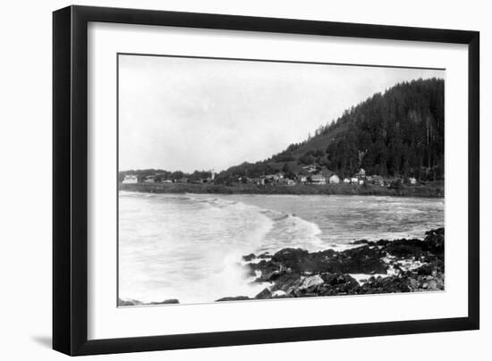 Yachats, Oregon Town View and Ocean Photograph - Yachats, OR-Lantern Press-Framed Art Print