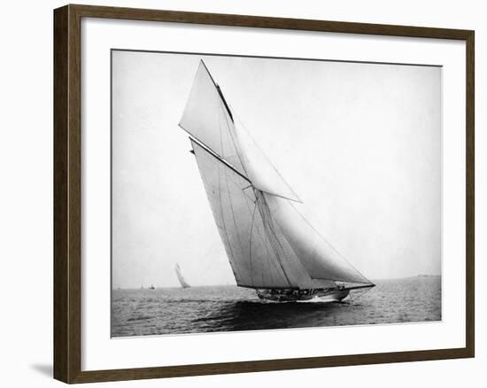 Yacht Columbia Sailing-Bettmann-Framed Photographic Print