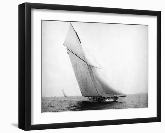 Yacht Columbia Sailing-Bettmann-Framed Photographic Print