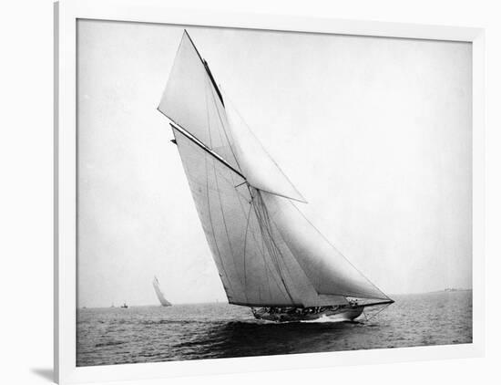 Yacht Columbia Sailing-Bettmann-Framed Photographic Print