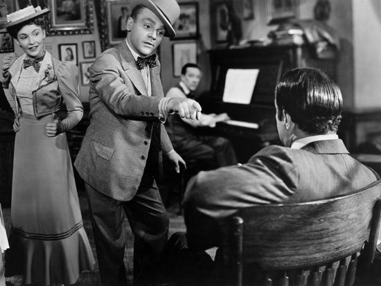 Yankee Doodle Dandy Joan Leslie James Cagney 1942 Photo Allposters Com Yankee Doodle Dandy Joan Leslie James Cagney 1942 Photo Allposters Com