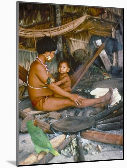 Yanomami Mother and Child, Brazil, South America-Robin Hanbury-tenison-Mounted Photographic Print