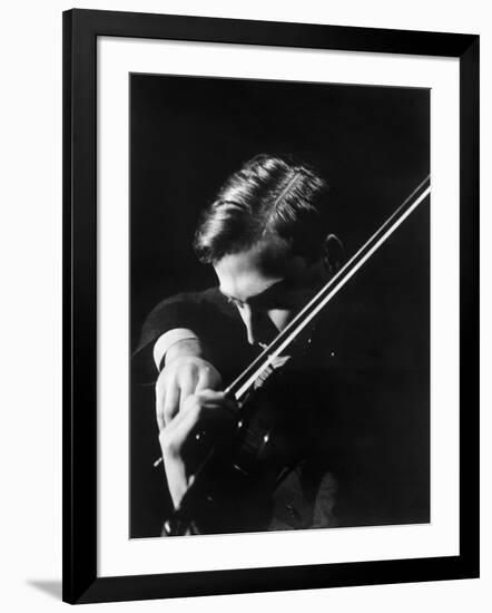 Yehudi Menuhin (1916-1999)-null-Framed Giclee Print