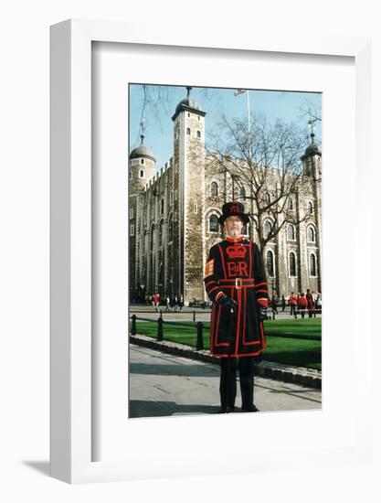 Yeoman Warder of the Tower of London-Associated Newspapers-Framed Photo