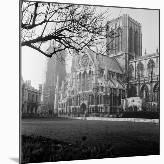 York Minster General View, 1961-Varley/Chapman-Mounted Photographic Print