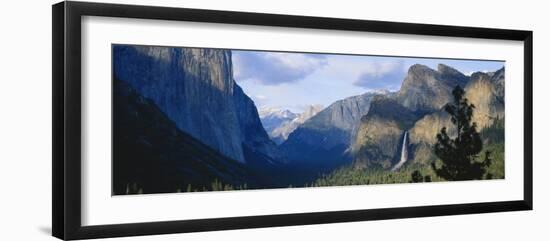 Yosemite Valley and Bridal Veil Falls, Yosemite National Park, California, USA-Paul Souders-Framed Photographic Print