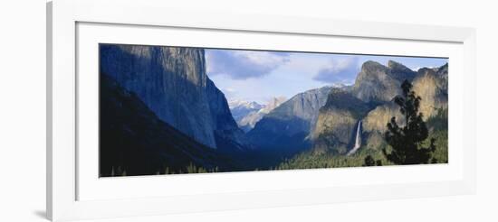 Yosemite Valley and Bridal Veil Falls, Yosemite National Park, California, USA-Paul Souders-Framed Photographic Print