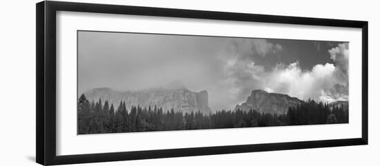 Yosemite Valley, CAlifornia,USA-Anna Miller-Framed Premium Photographic Print