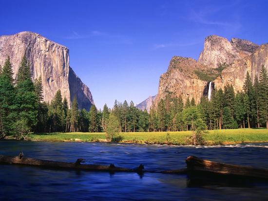 Yosemite Valley-Robert Glusic-Stretched Canvas