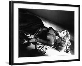 You Were Never Lovelier ,Rita Hayworth, Directed by William A. Seiter, 1942-null-Framed Photographic Print