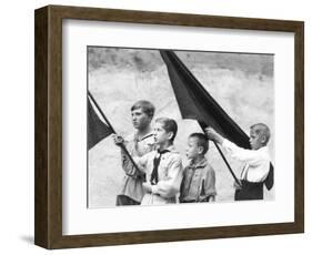 Young Pioneers, Berlin, Germany, 1930-Tina Modotti-Framed Photographic Print