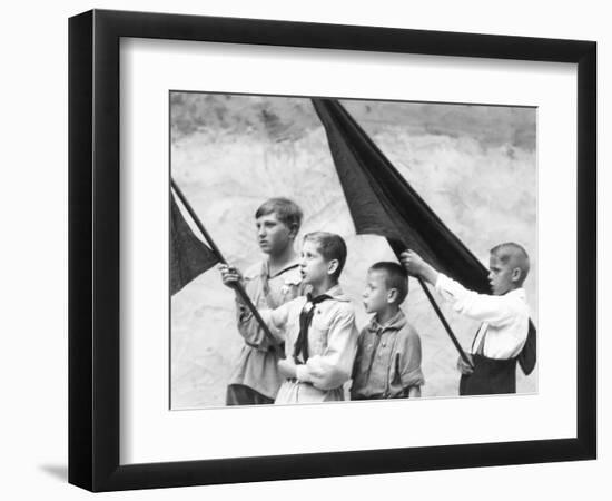 Young Pioneers, Berlin, Germany, 1930-Tina Modotti-Framed Photographic Print