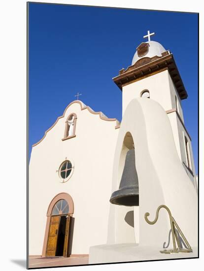 Ysleta Mission on the Tigua Indian Reservation, El Paso, Texas, United States of America, North Ame-Richard Cummins-Mounted Photographic Print