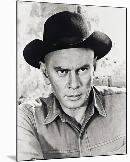 Yul Brynner-null-Mounted Photo