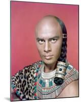 Yul Brynner-null-Mounted Photo