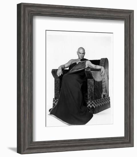 Yul Brynner-null-Framed Photo