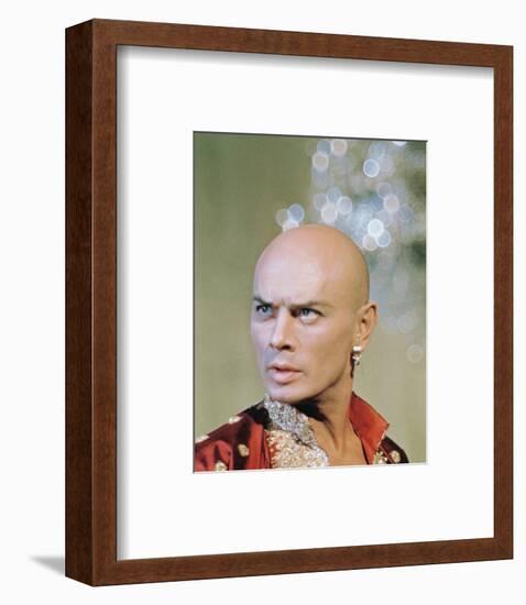 Yul Brynner-null-Framed Photo