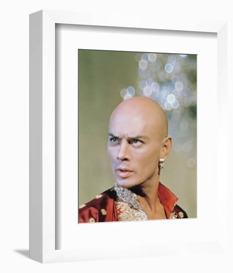 Yul Brynner-null-Framed Photo