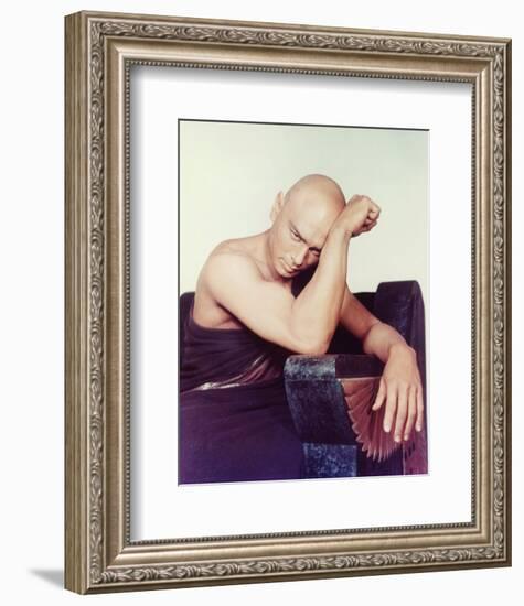 Yul Brynner-null-Framed Photo