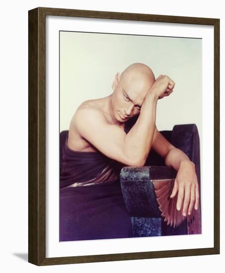 Yul Brynner-null-Framed Photo