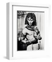 Yul Brynner-null-Framed Photo