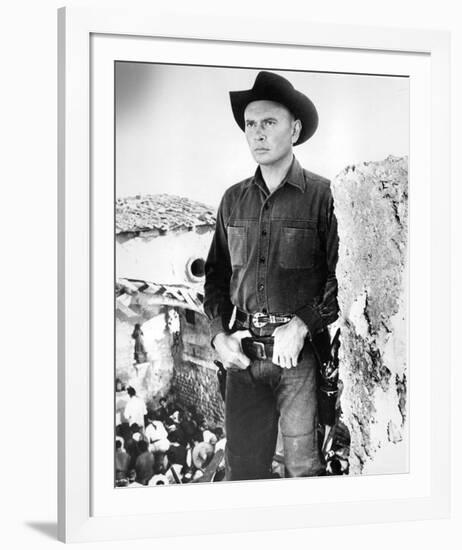 Yul Brynner-null-Framed Photo