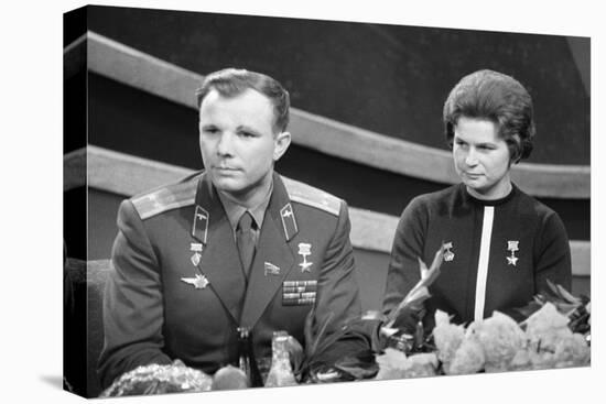 Yuri Gagarin and Valentina Tereshkova, Russian Cosmonauts, 1963-null-Stretched Canvas