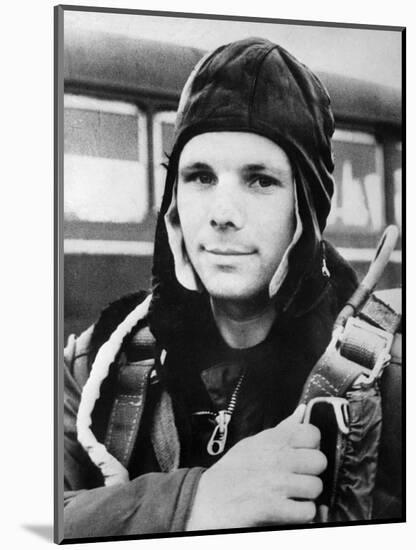 Yuri Gagarin, Russian Cosmonaut, 1961-null-Mounted Giclee Print