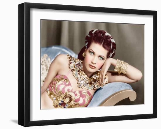 Yvonne De Carlo, ca. 1940s-null-Framed Photo